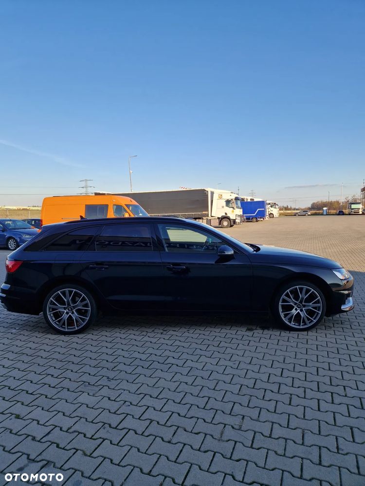 Audi A4 Avant 35 TFSI S tronic design - 4