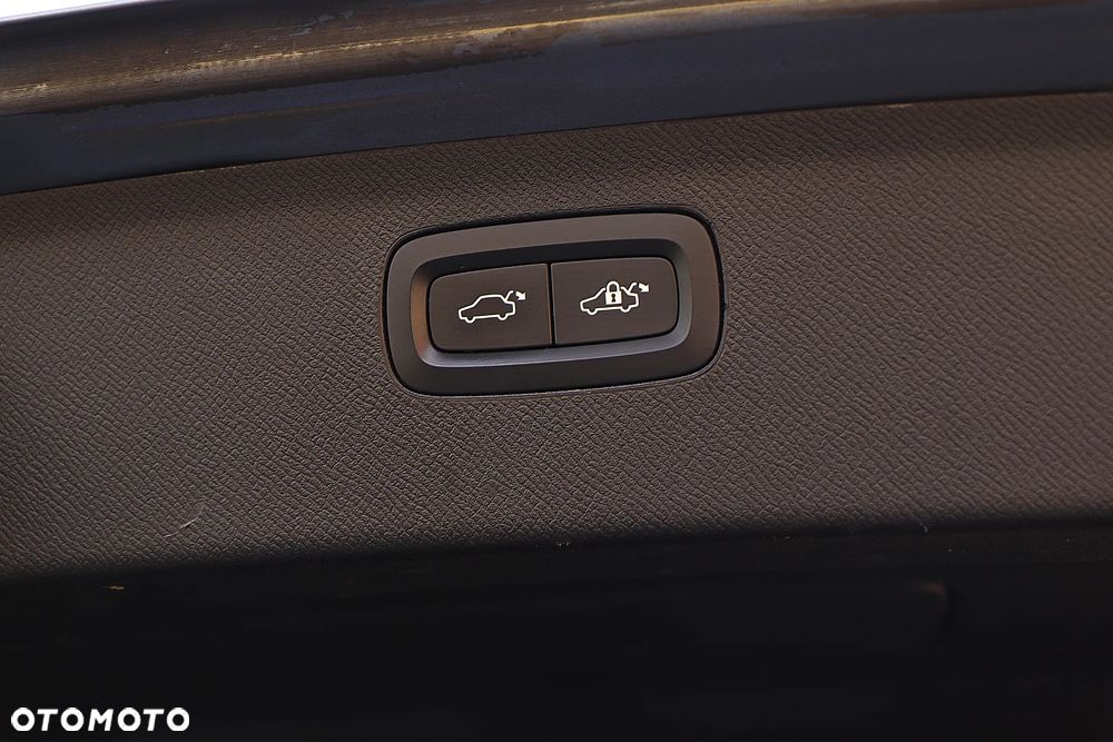 Volvo XC 90 T5 AWD Momentum - 20
