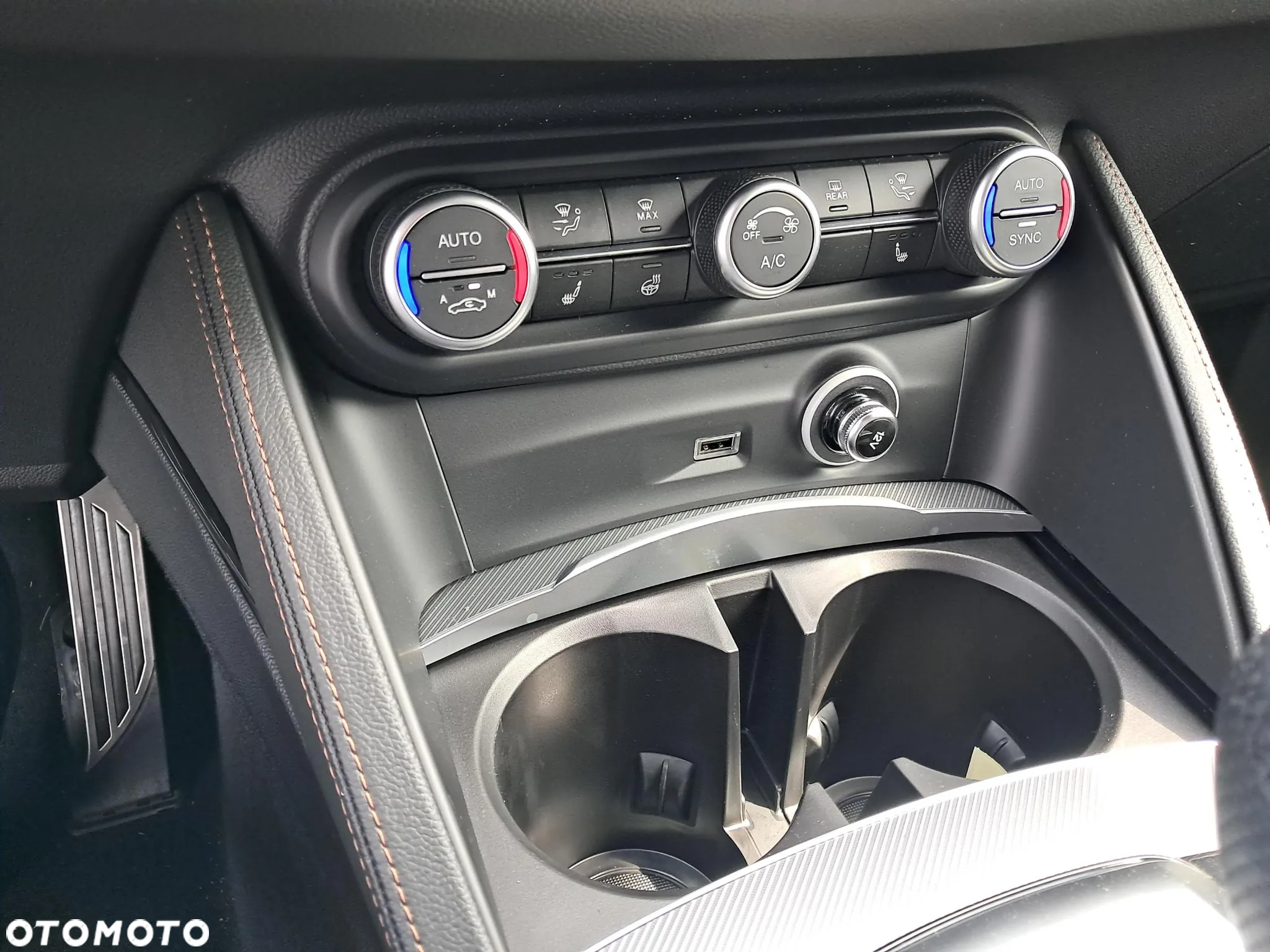Alfa Romeo Stelvio - 22