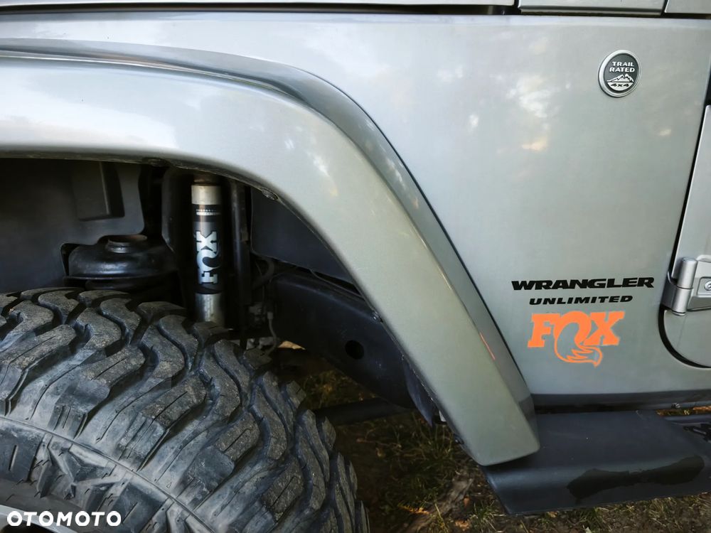 Jeep Wrangler - 5