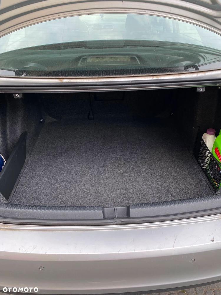 Volkswagen Jetta 1.4 TSI Comfortline - 9
