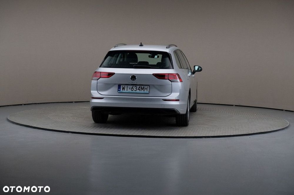 Volkswagen Golf - 5
