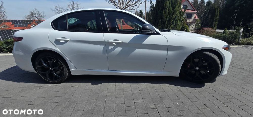 Alfa Romeo Giulia - 6