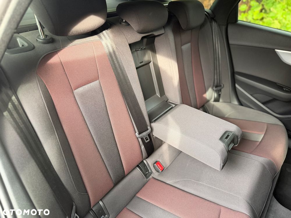 Audi A4 Avant 2.0 TDI DPF S line Sportpaket - 27