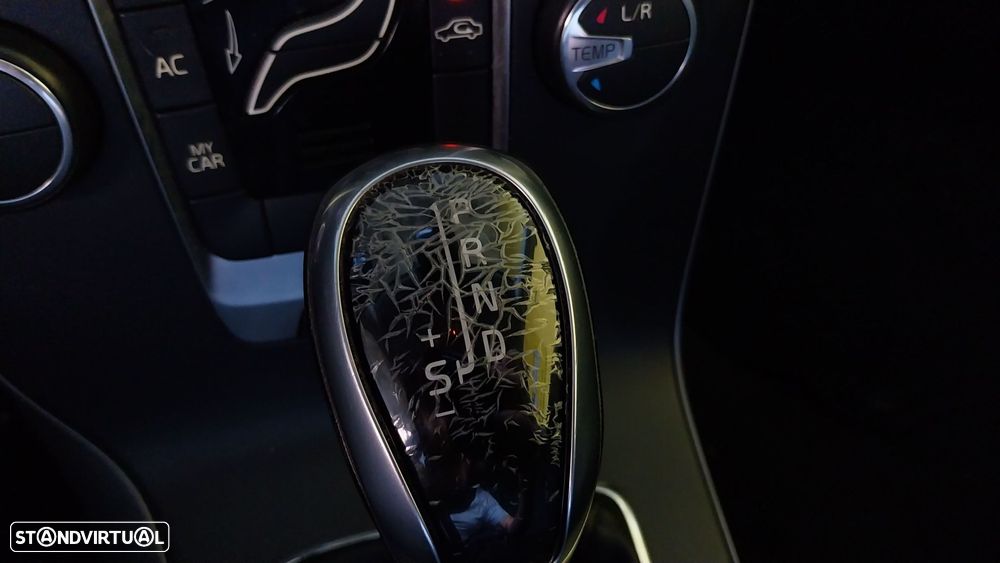 Volvo V40 1.6 D2 Kinetic - 11