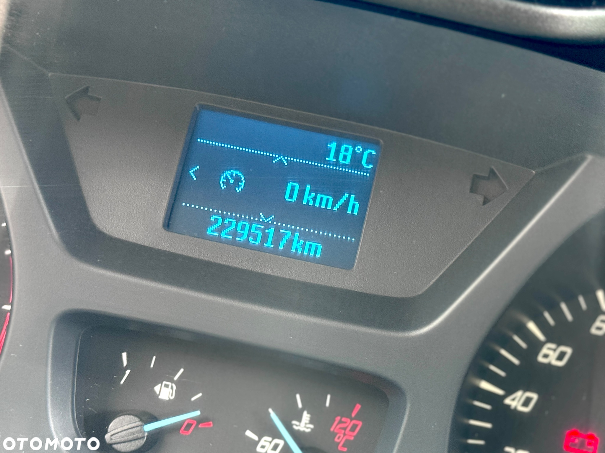 Ford Transit - 18