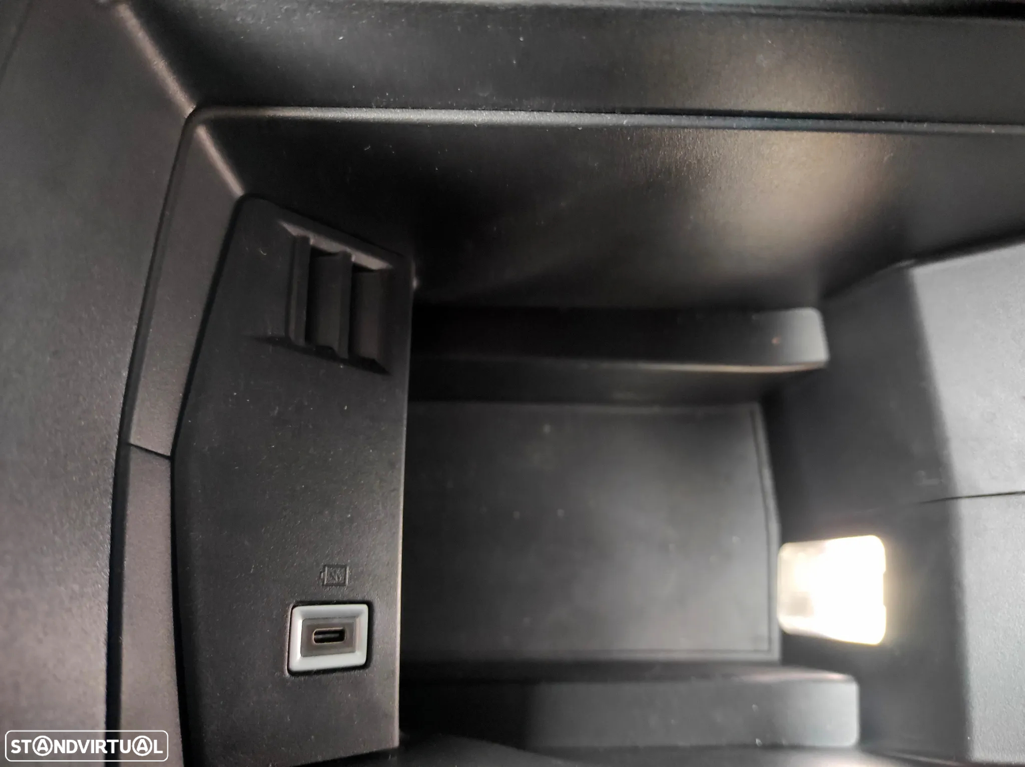 Peugeot 308 1.2 PureTech Allure - 33