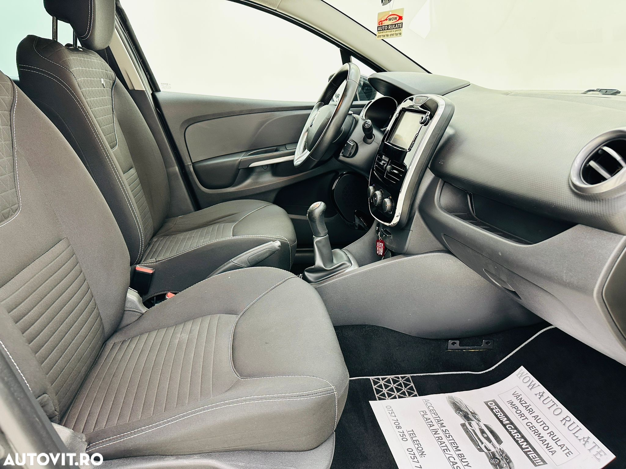 Renault Clio - 22