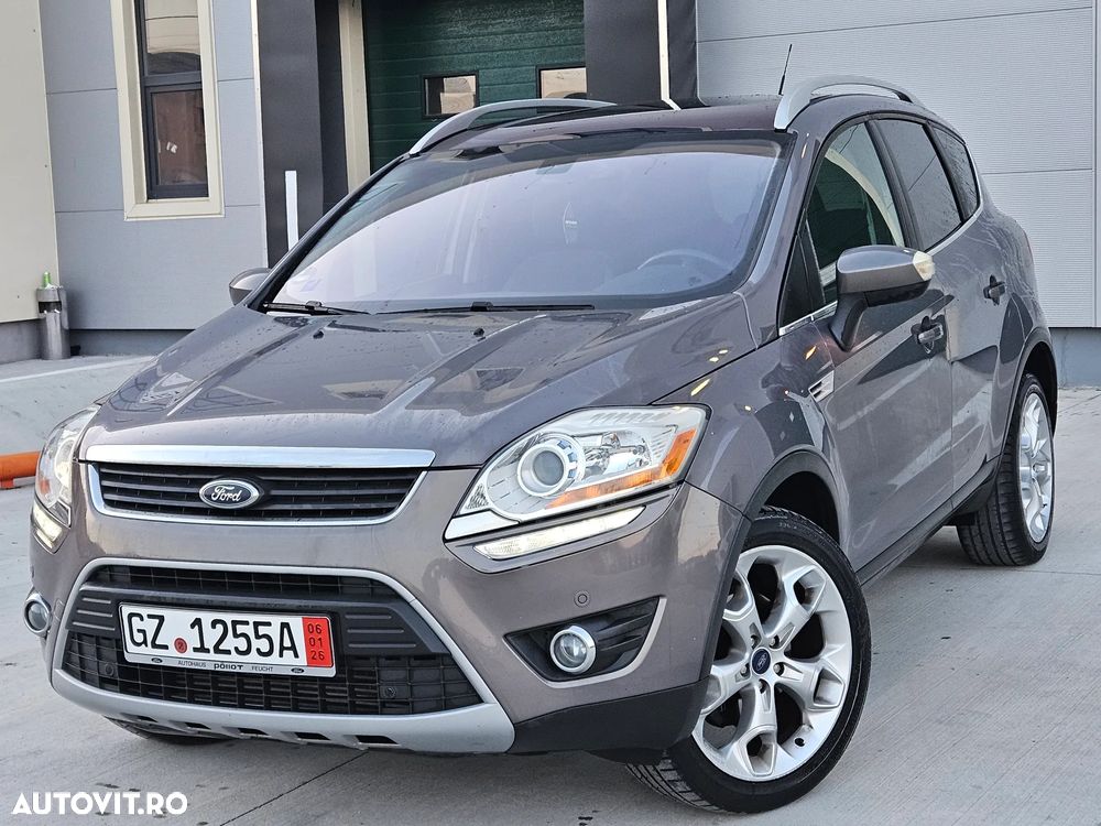 Ford Kuga S 2.0 TDCi 4x4 Plus Editionsmodell - 1
