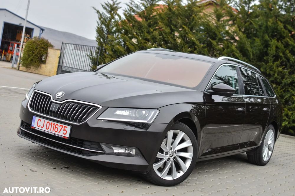 Skoda Superb 2.0 TDI DSG Ambition - 13