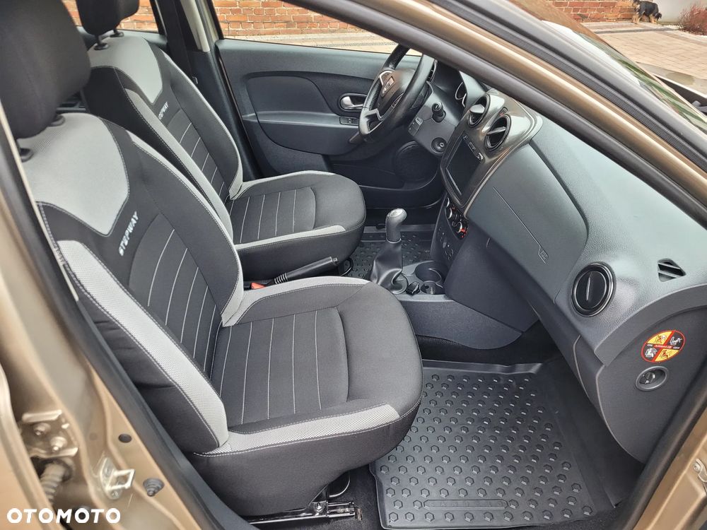 Dacia Sandero Stepway 0.9 TCe Laureate S&S - 14