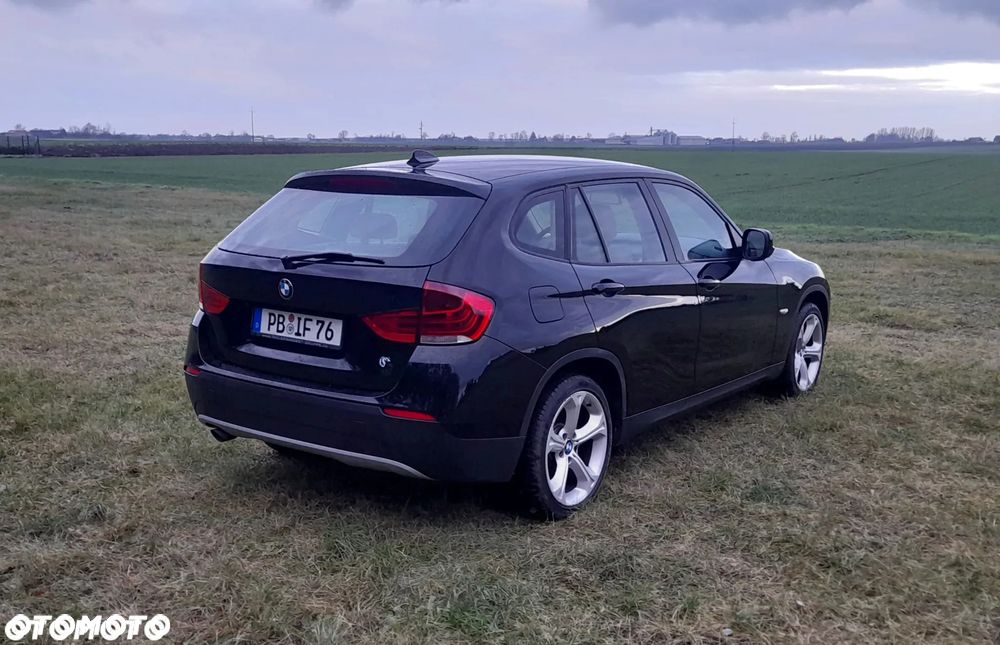 BMW X1 sDrive20d - 11
