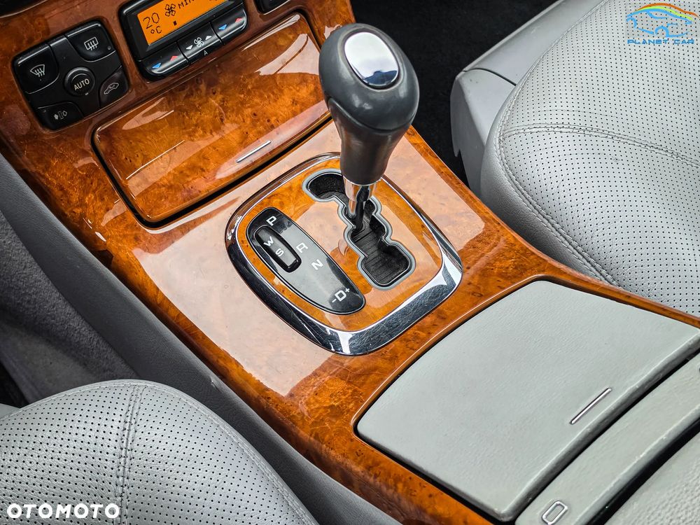 Mercedes-Benz CL - 38