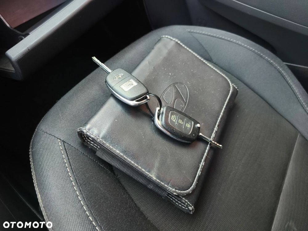 Hyundai i10 1.0 Black Line - 16