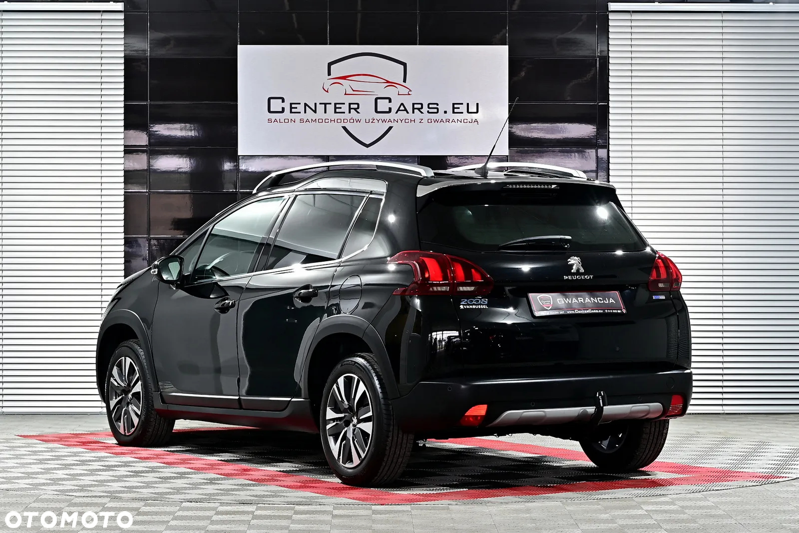 Peugeot 2008 1.2 Pure Tech Allure S&S - 5