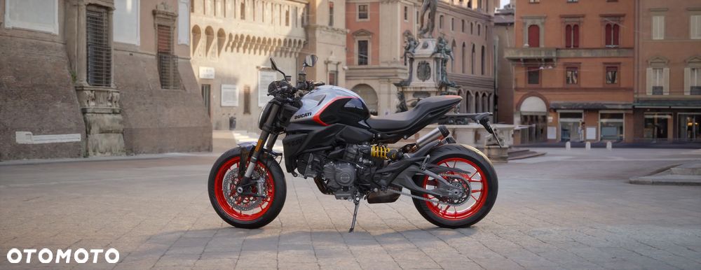 Ducati Monster - 10