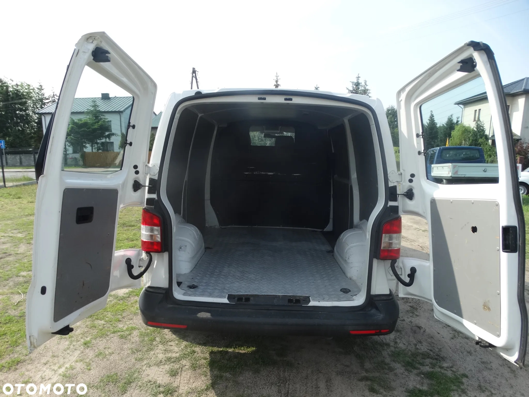 Volkswagen Transporter - 14