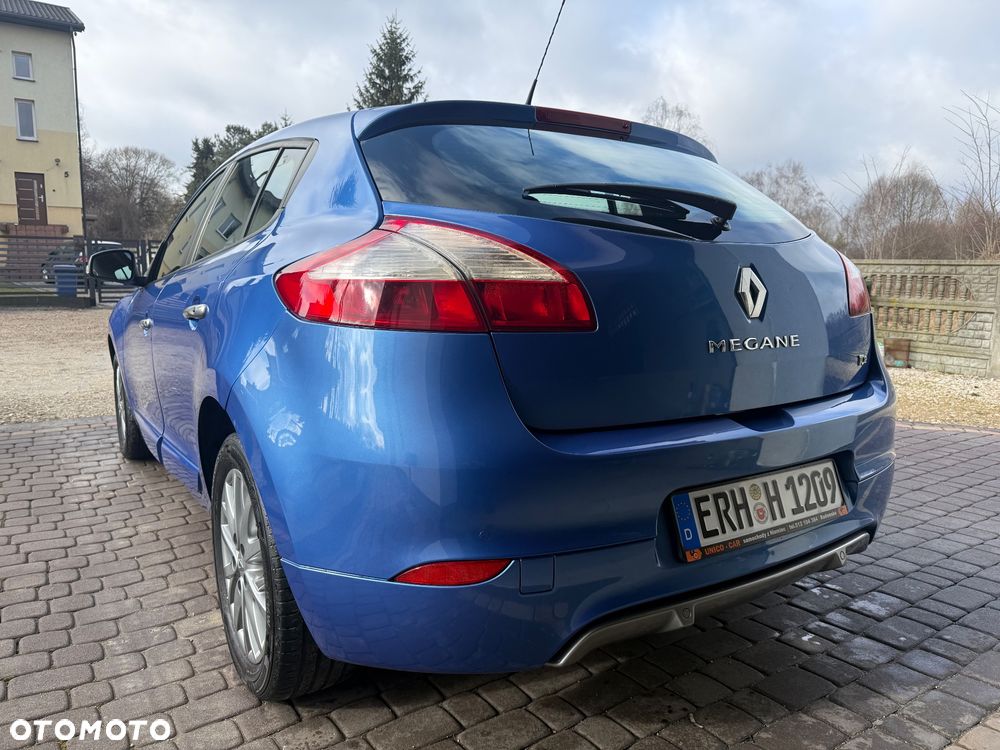 Renault Megane ENERGY TCe 115 Start & Stop Bose Edition - 6