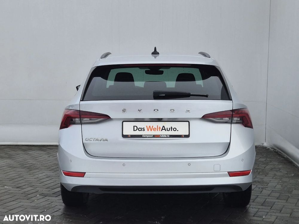 Skoda Octavia 2.0 TDI DSG Style - 4