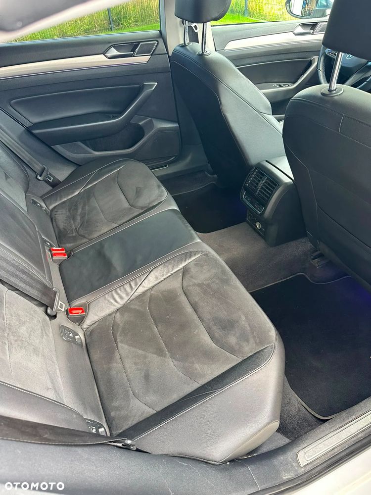 Volkswagen Arteon 2.0 TDI Bi-Turbo SCR 4Mot Elegance DSG - 16