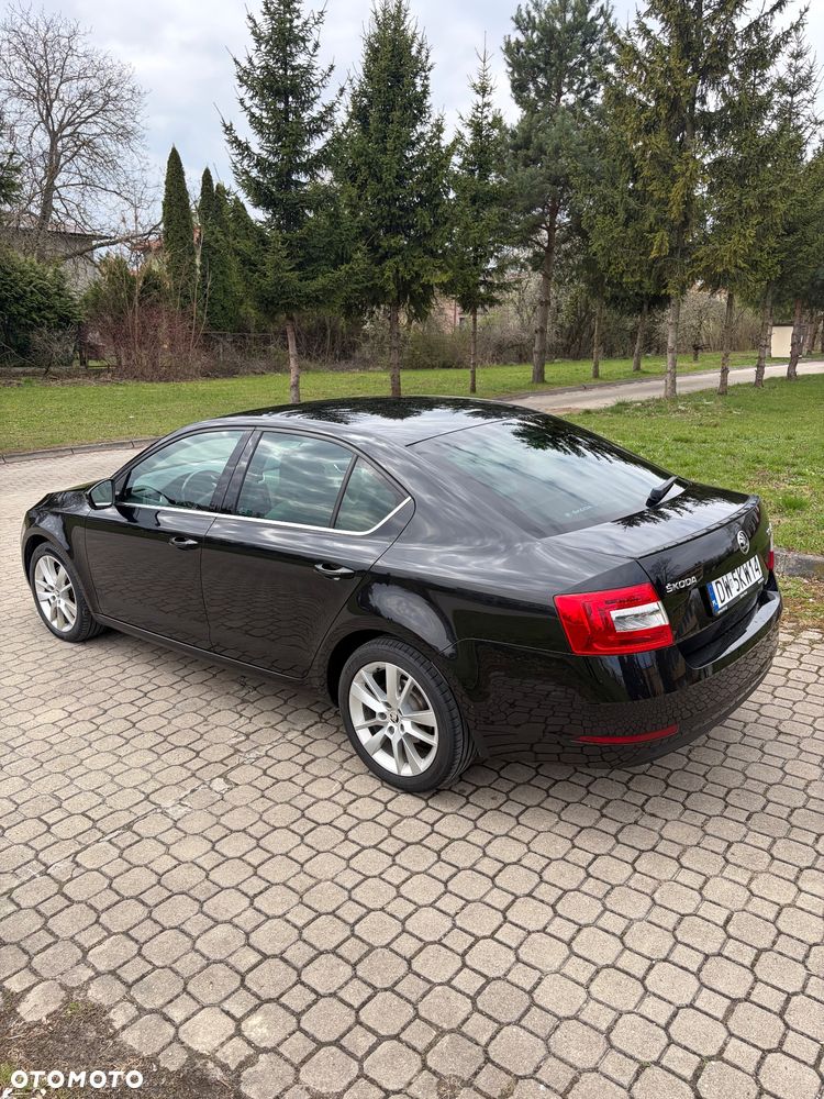 Skoda Octavia 2.0 TDI SCR 4x4 Style DSG - 5
