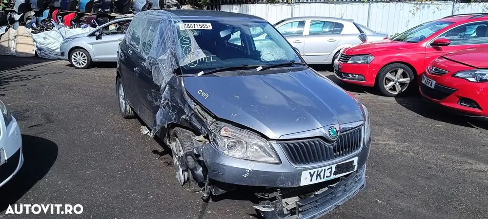 Dezmembrari / Dezmembrez Skoda Fabia 2 1.2 CGPA cutie viteze manuală cod culoare LF8L - 1