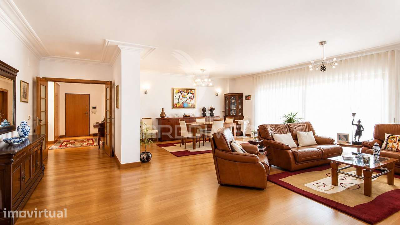 Apartamento T4 em Condominio Fechado - Grande imagem: 5/34