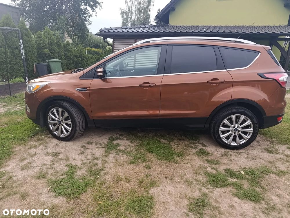 Ford Escape 2.0 EcoBoost AWD Titanium - 5