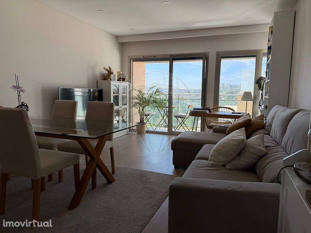 Apartamento T1 para arrendamento - Grande imagem: 2/14