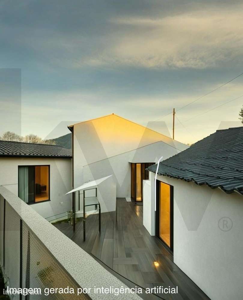 Ruína com potencial de reabilitação em Arrouquelas – Rio Maior - Grande imagem: 2/28