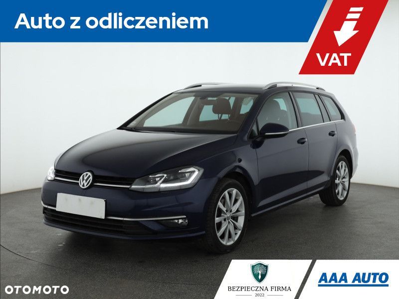 Volkswagen Golf - 1
