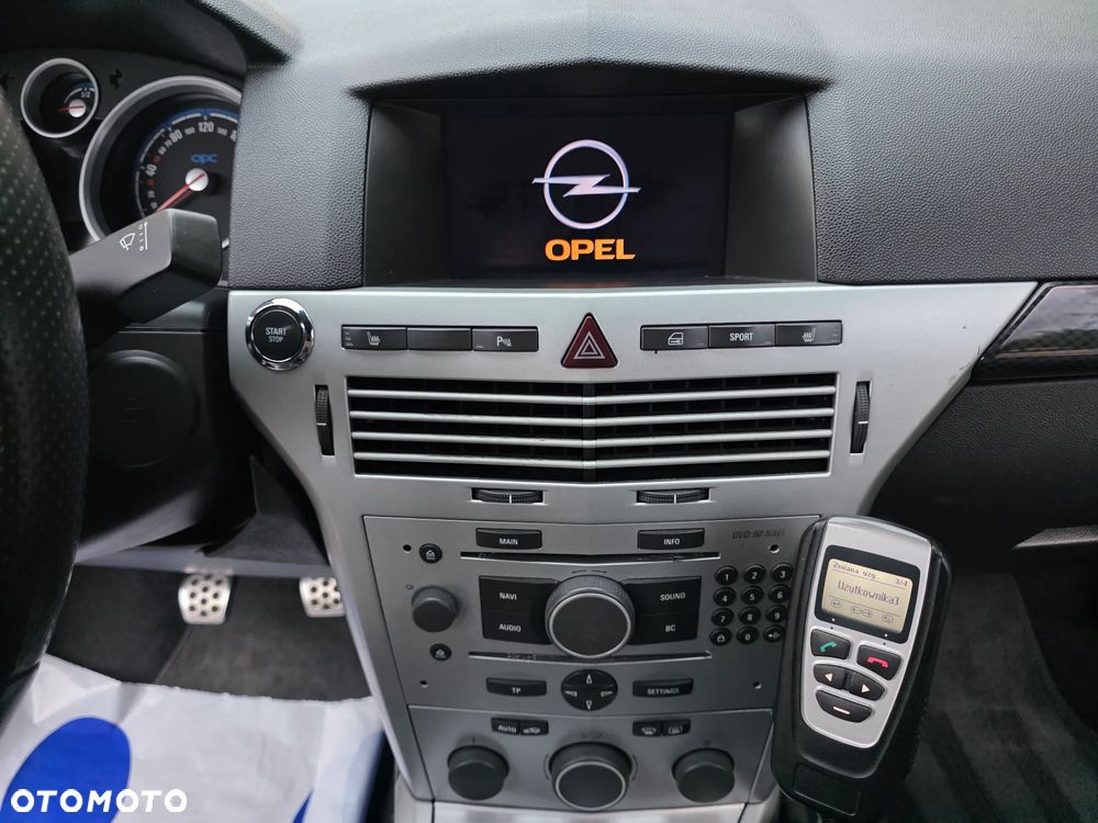 Opel Astra OPC - 36