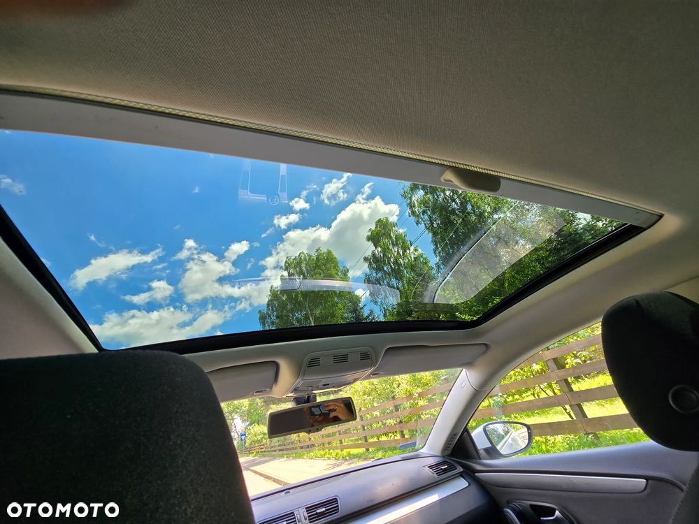 Volkswagen Passat CC 2.0 TDI BlueMotion Technology - 8