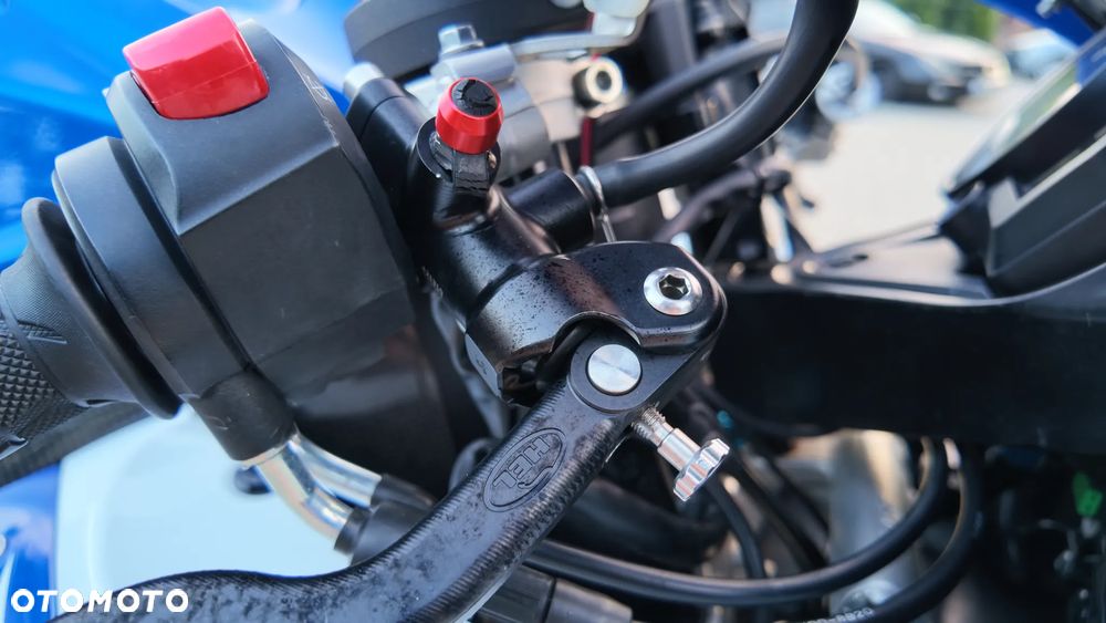 Suzuki GSX-R - 13