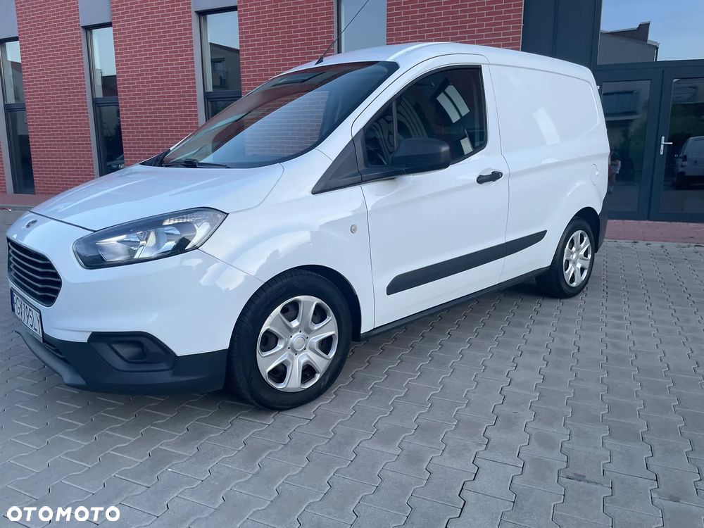 Ford Transit Courier - 3