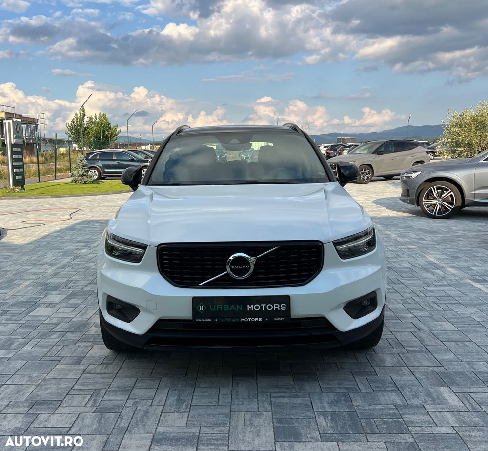 Volvo XC 40 D4 AWD Geartronic R-Design - 9