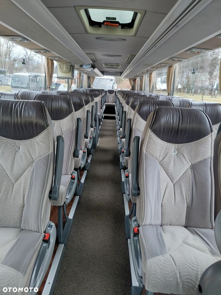 Mercedes-Benz Tourismo - 5