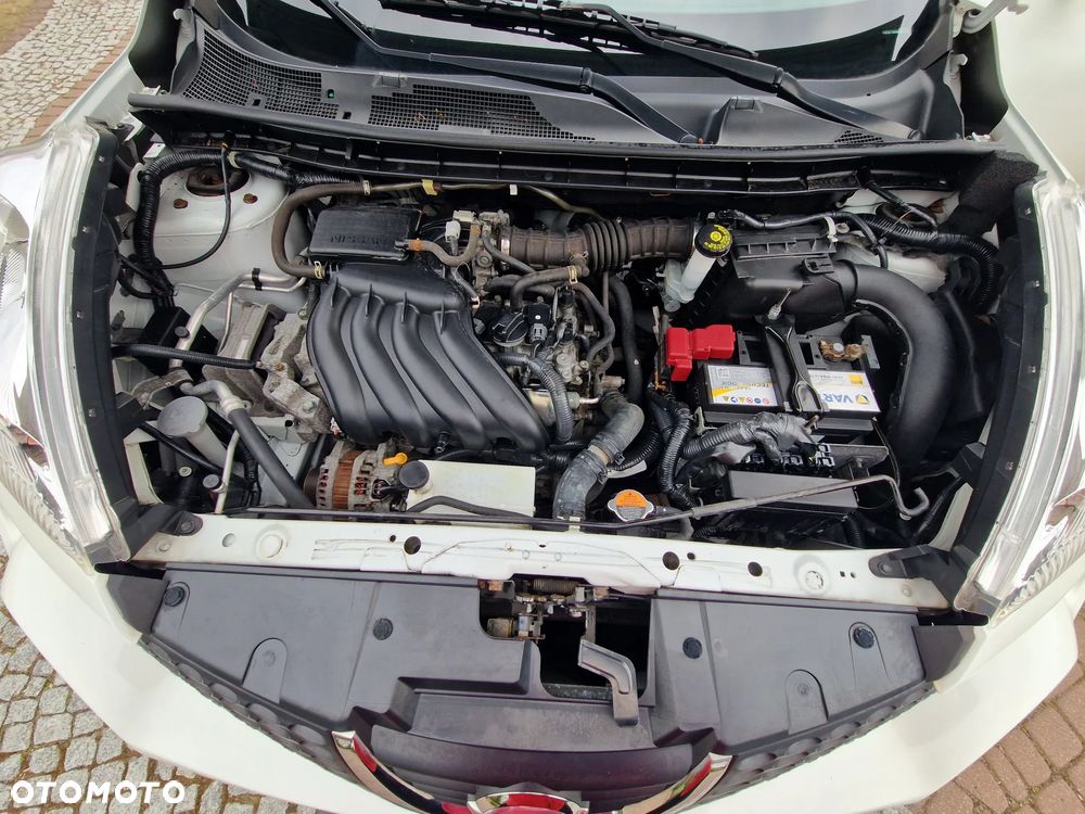 Nissan Juke 1.6 Visia - 24