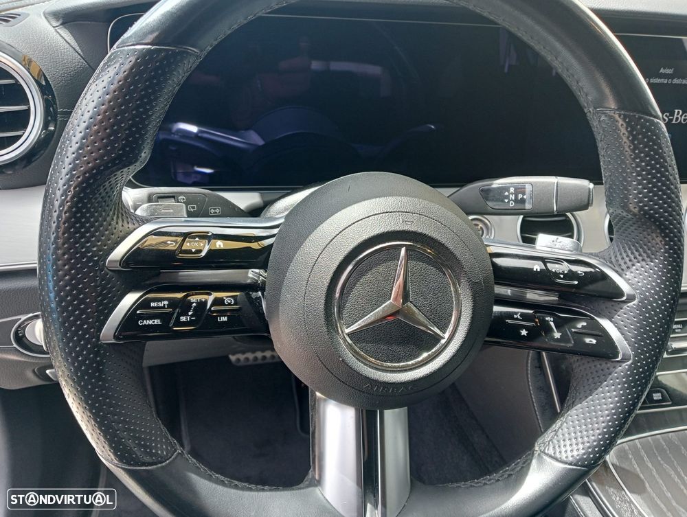 Mercedes-Benz E 300 de AMG Line - 17