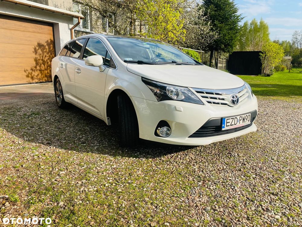 Toyota Avensis 2.0 D-4D Sol - 1