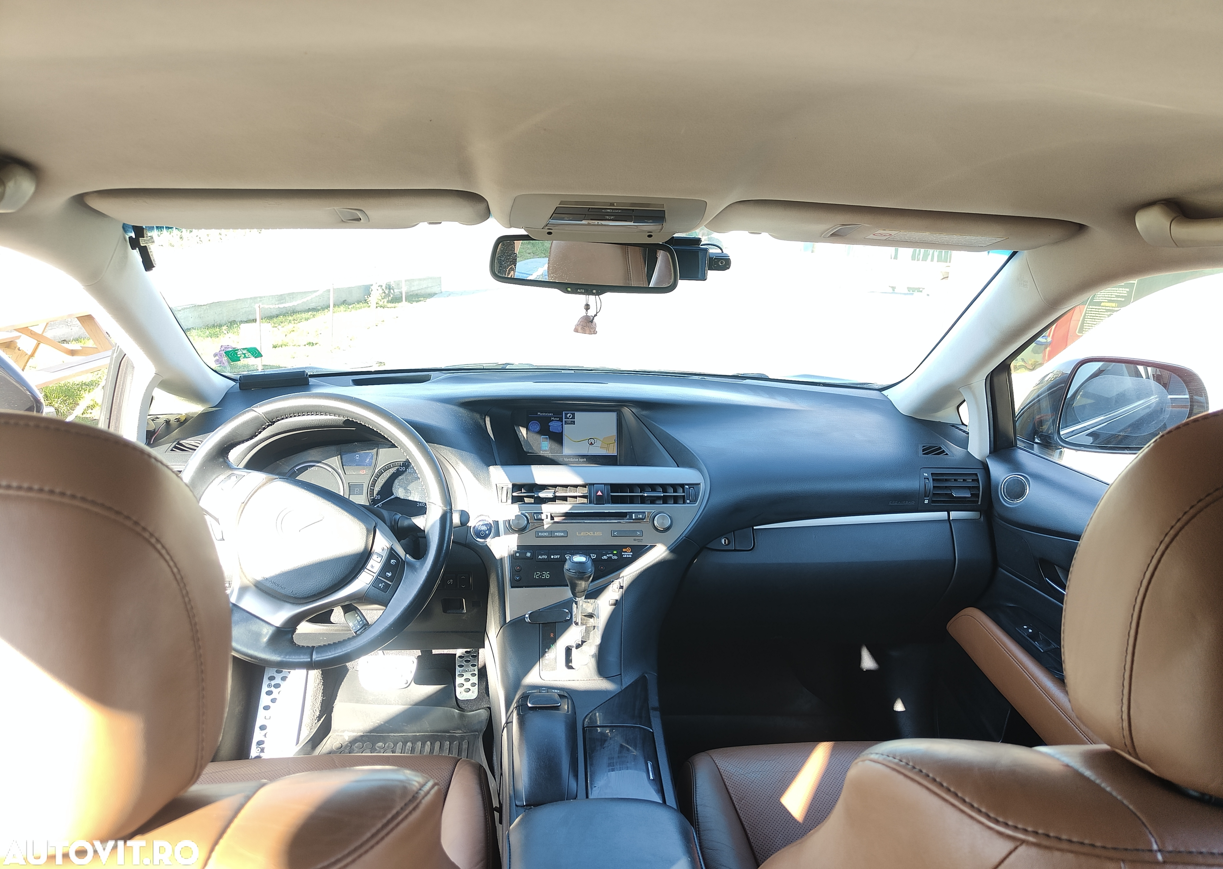 Lexus Seria RX - 12