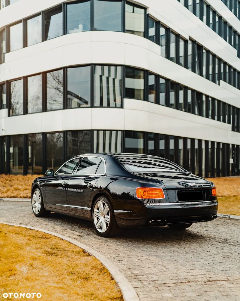 Bentley Flying Spur V8 - 11