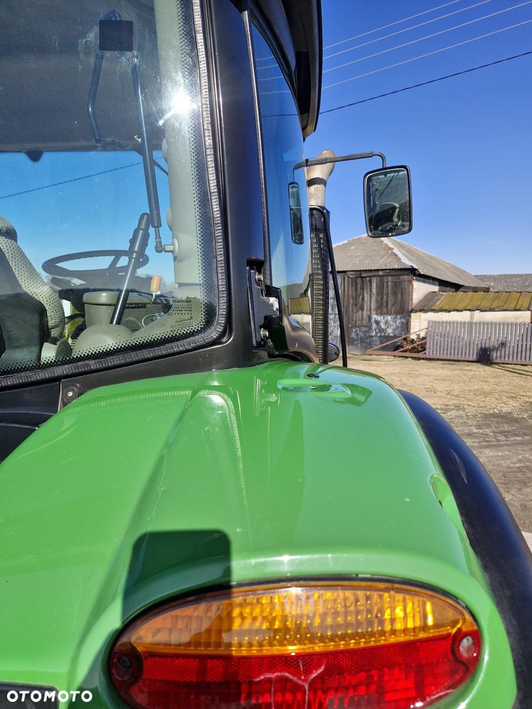 John Deere 6125r - 7