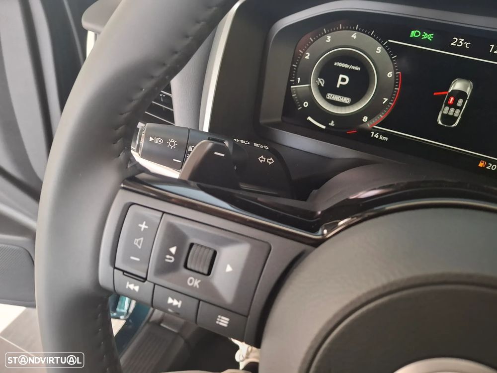 Nissan Qashqai 1.3 DIG-T Advance Xtronic - 18