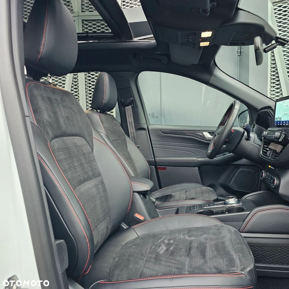 Ford Kuga 2.5 Duratec PHEV ST-LINE X - 15