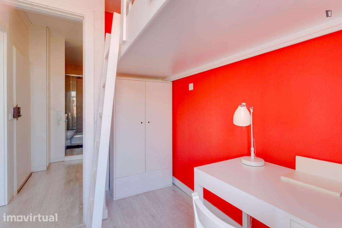 Quarto - localizado em Campolide Lisbon - Grande imagem: 2/17
