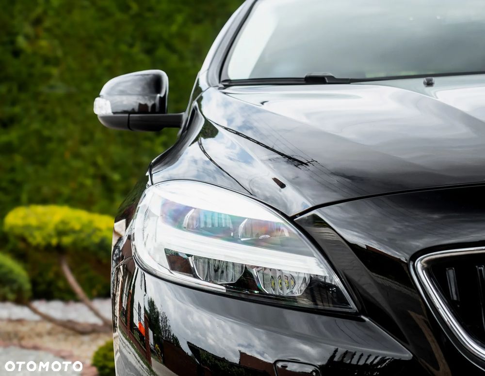 Volvo V40 T2 Drive-E Momentum - 31