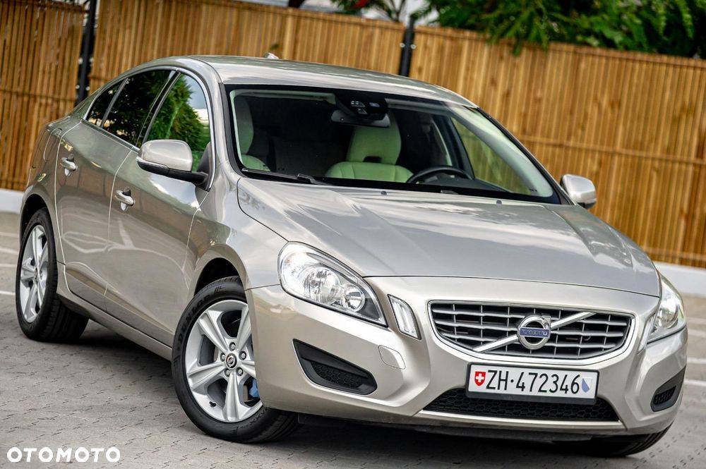 Volvo S60 - 3