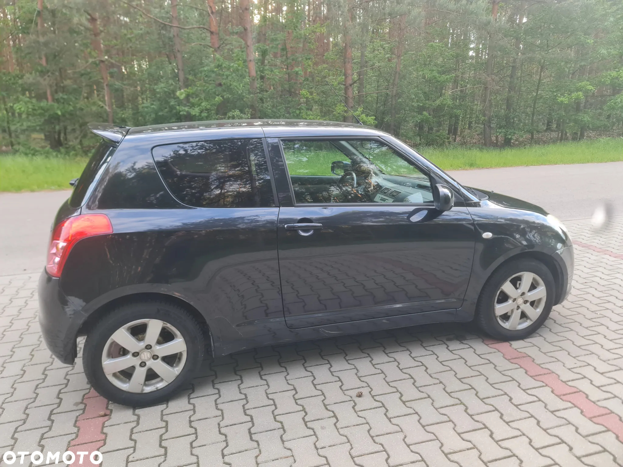 Suzuki Swift 1.3 Club - 11
