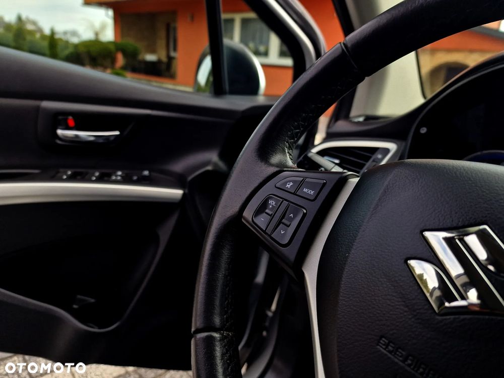 Suzuki SX4 1.6 Comfort 4WD - 22